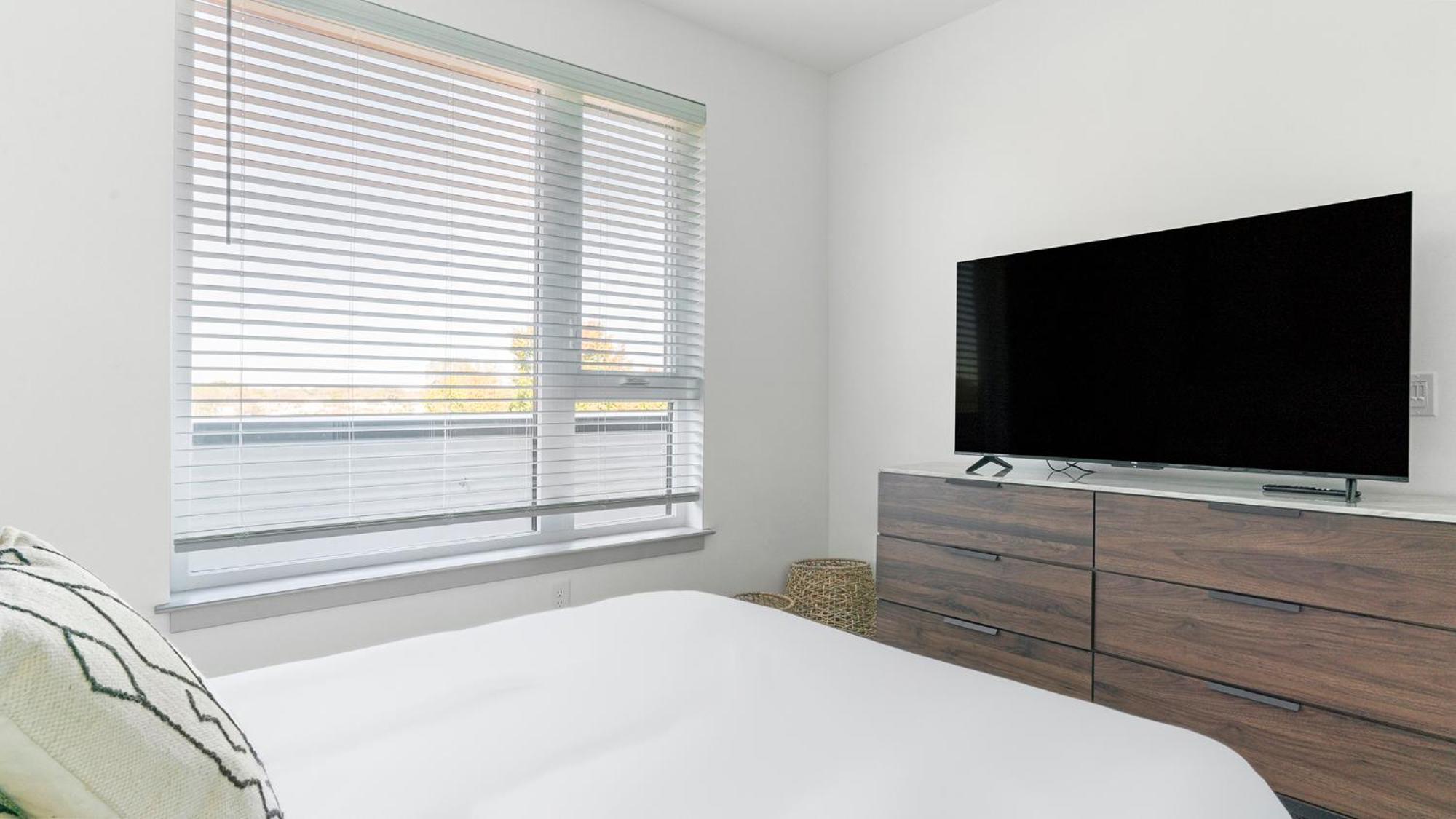 Sphere Condos By Barsala Richmond Ngoại thất bức ảnh